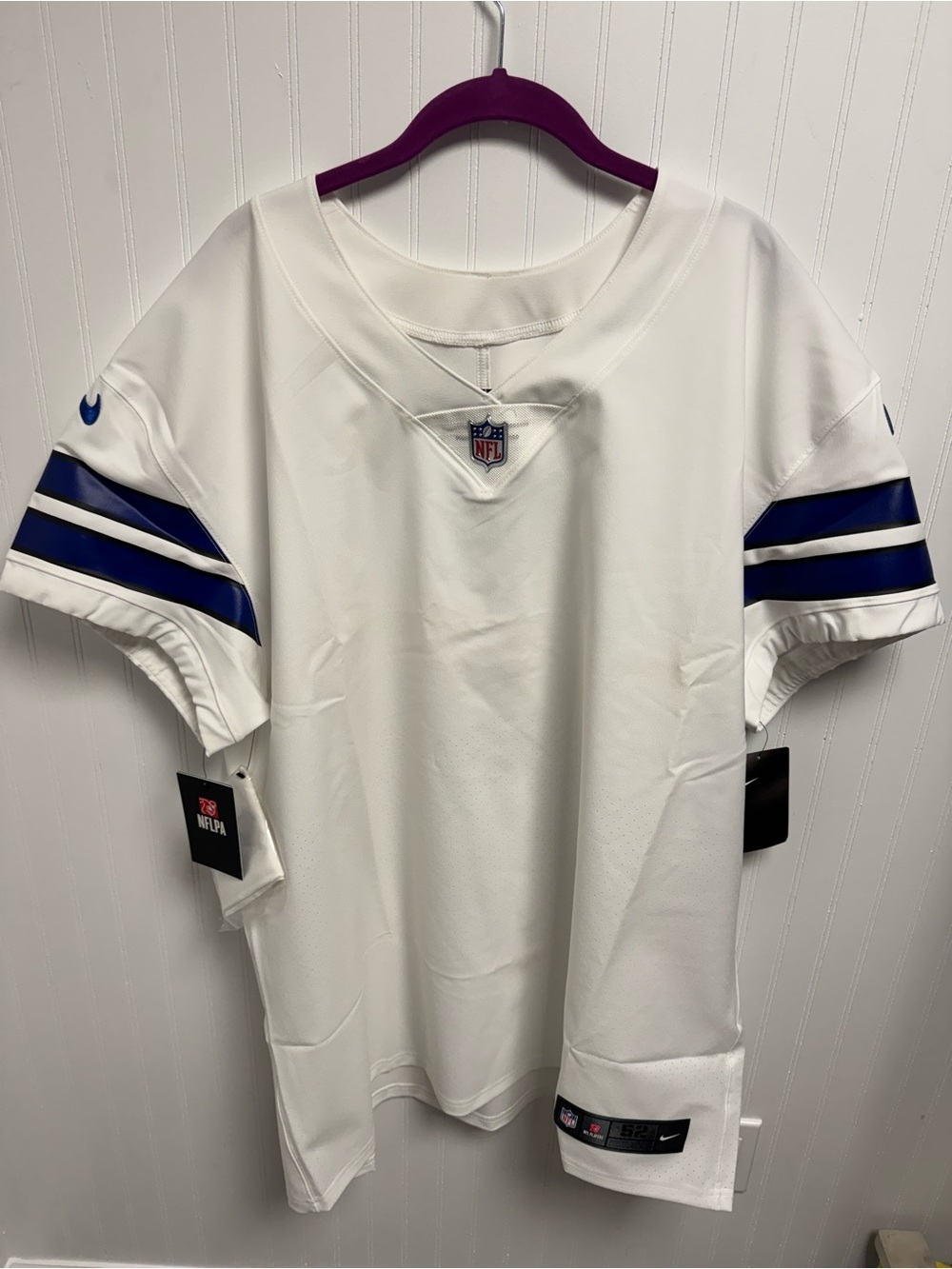 Football Jersey Dallas Cowboys White Size: 52 NWT